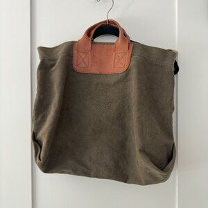 Madewell tote / Olive green canvas w/ tan leather accents / long & short handles